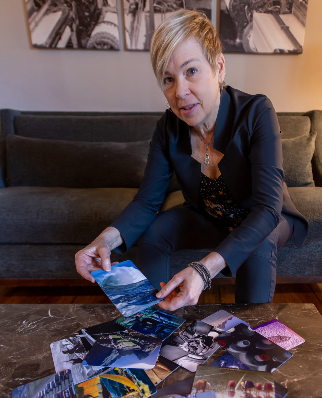 Jeanie-Photo-FullShot